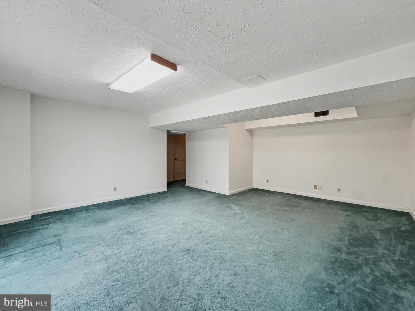 3823 Grosvenor Drive photo 38