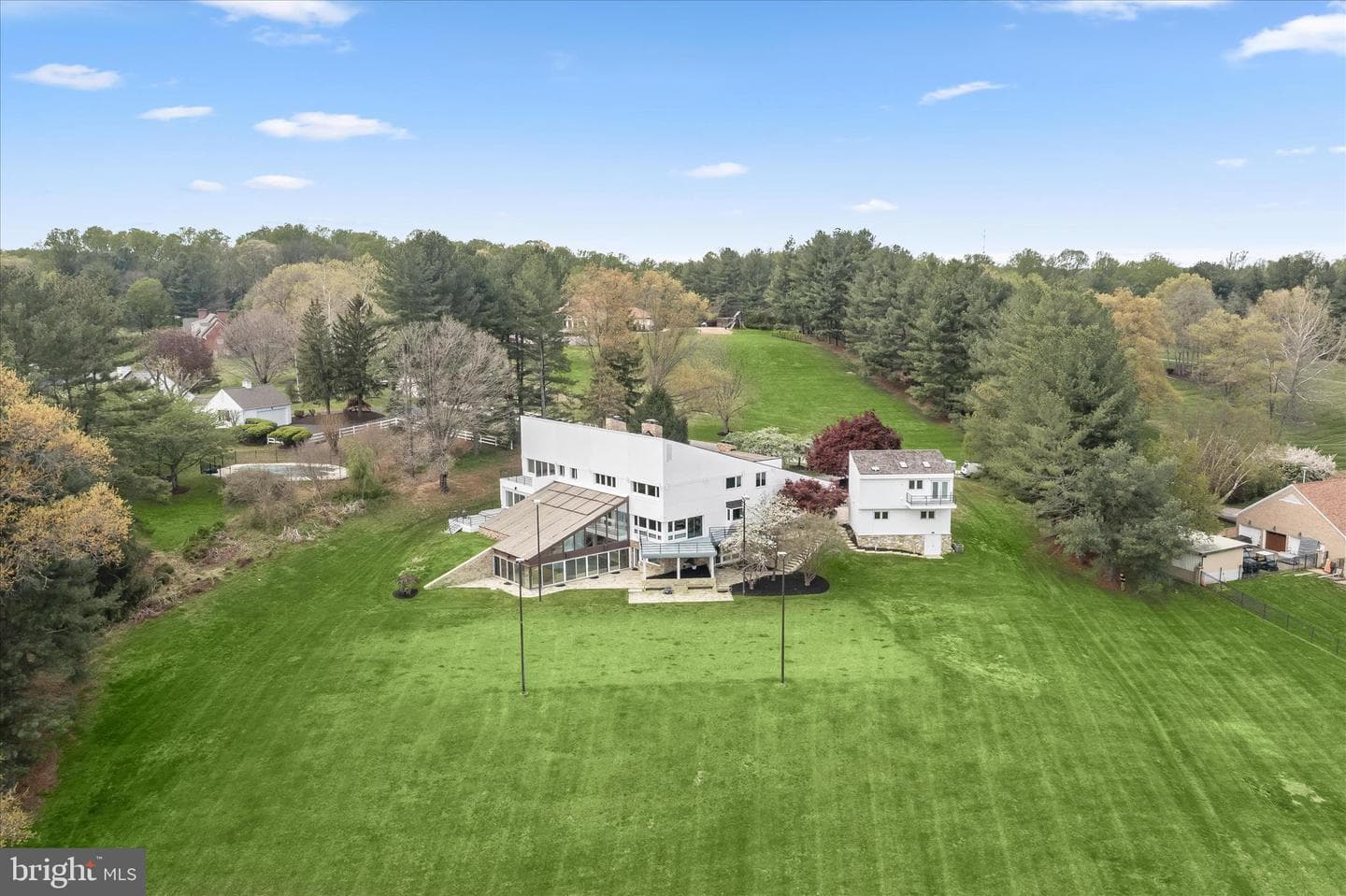 11802 Farside Road photo 4