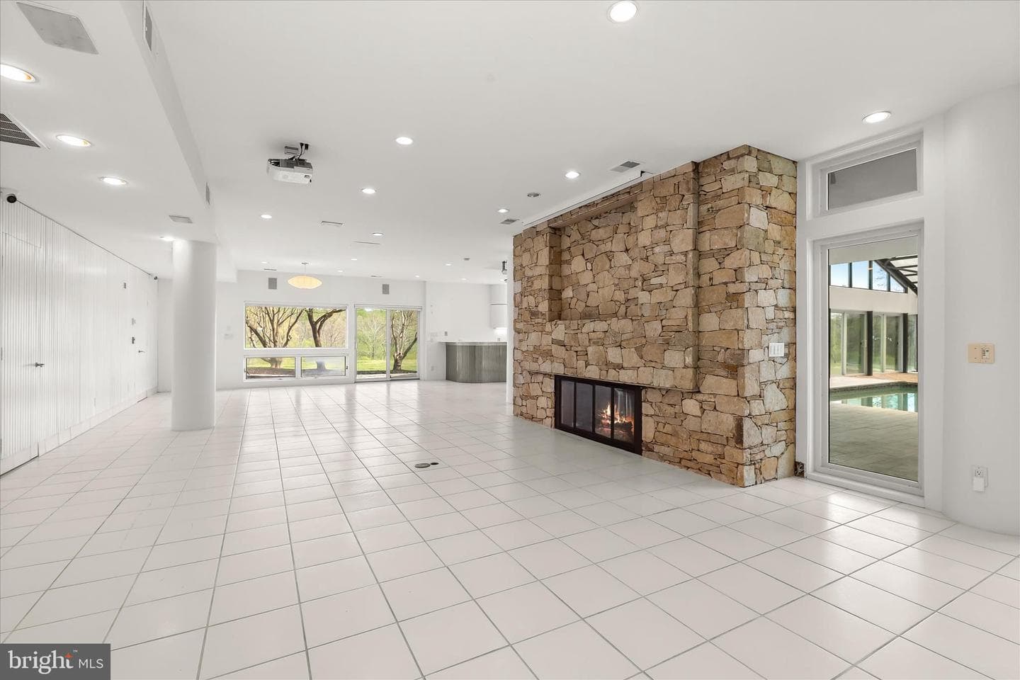 11802 Farside Road photo 90