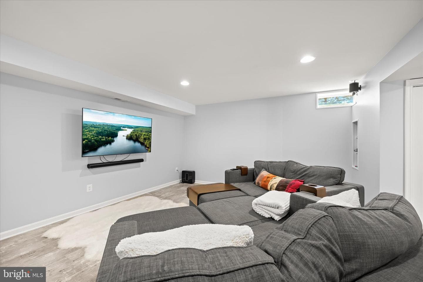 10153 Tanfield Court photo 43