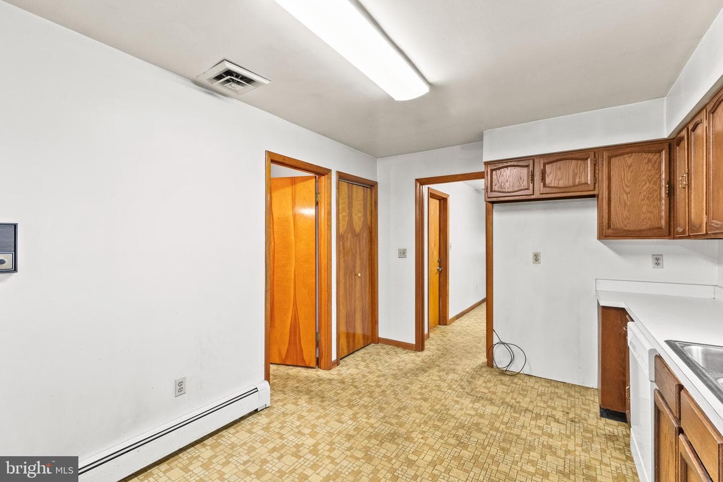 14359 Old Frederick Road photo 17