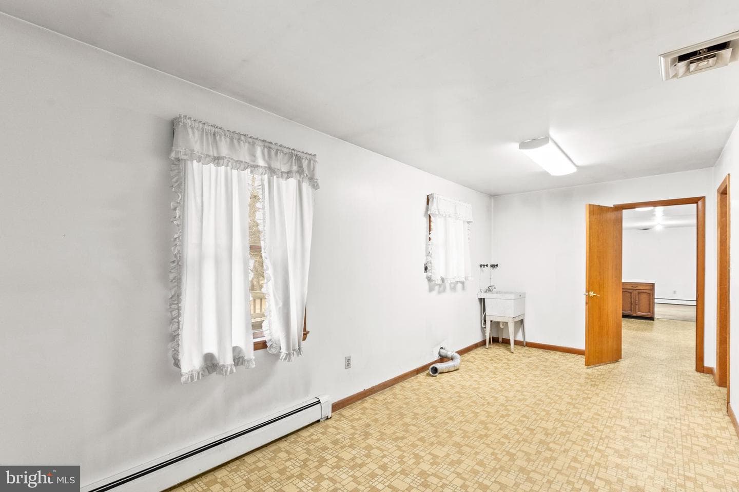 14359 Old Frederick Road photo 19