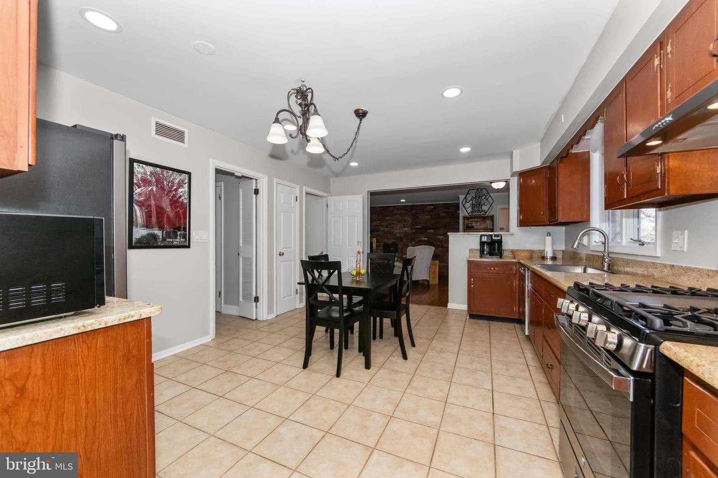 2106 Mount Hebron Drive photo 11