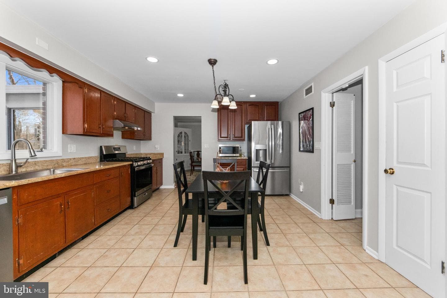 2106 Mount Hebron Drive photo 12