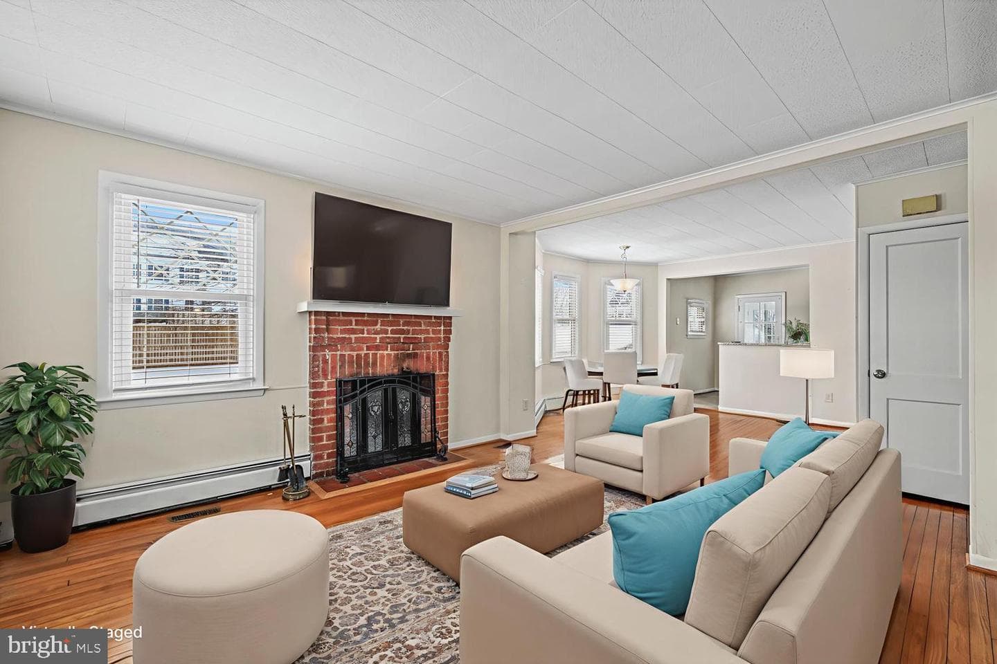7362 Montgomery Road photo 11
