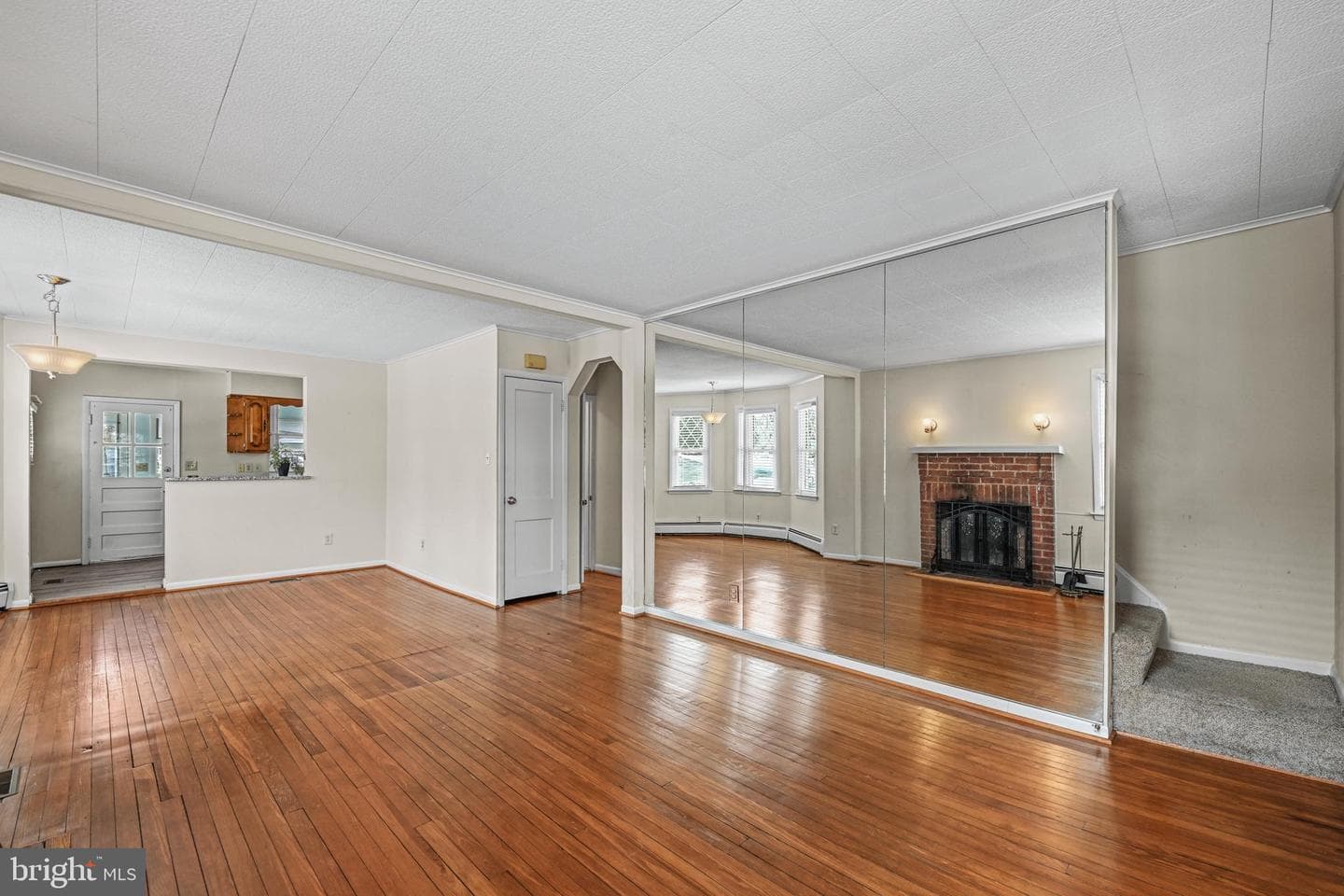 7362 Montgomery Road photo 13