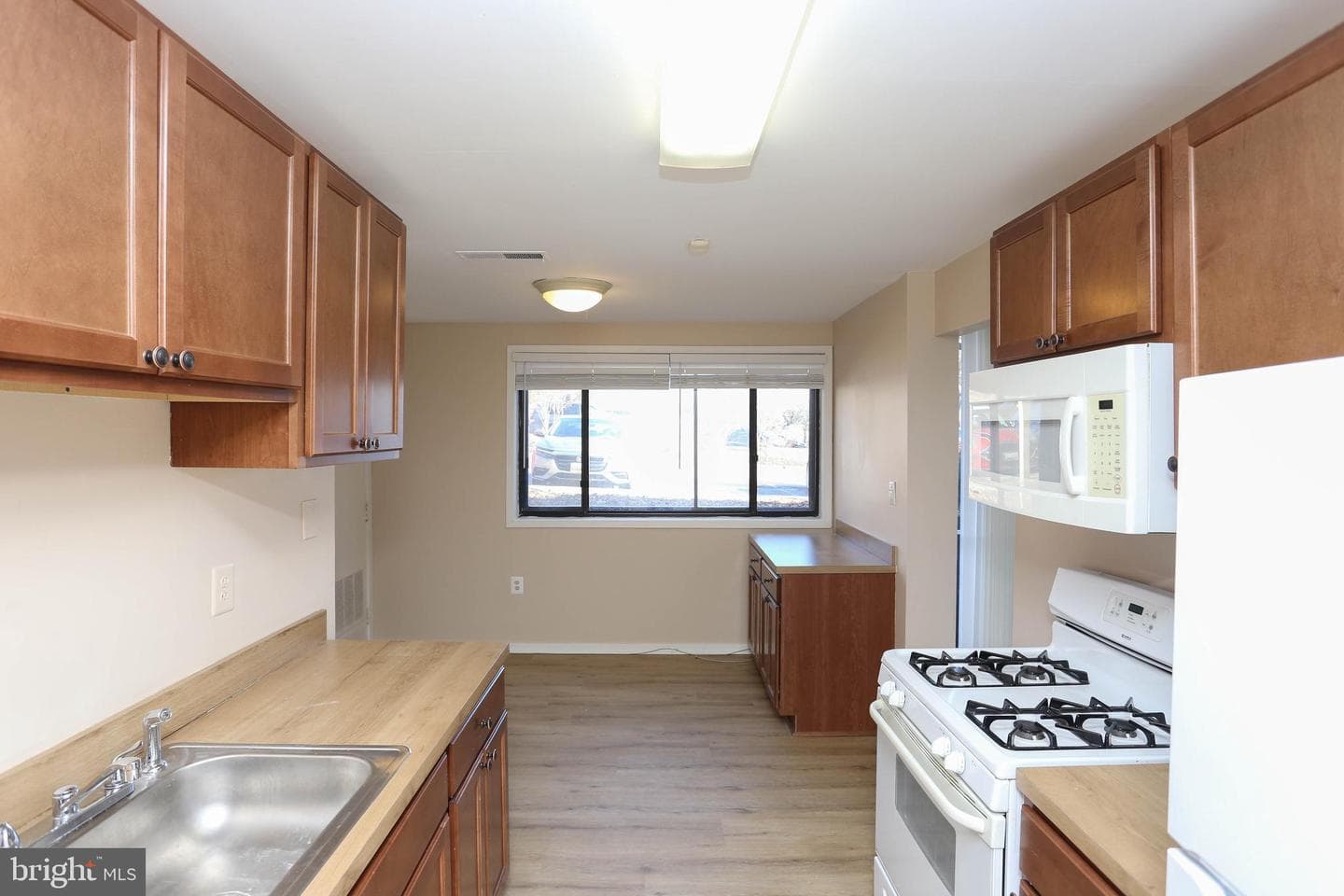 8711 Hayshed Lane #14 photo 4