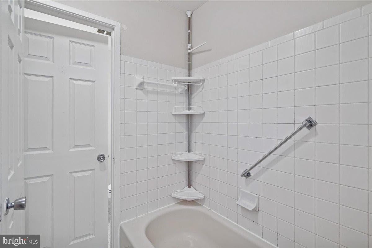 5476 Cedar Lane #c-3 photo 18