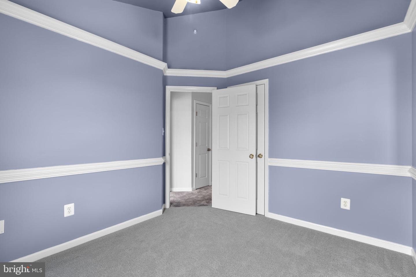 5741 Goldfinch Court photo 30