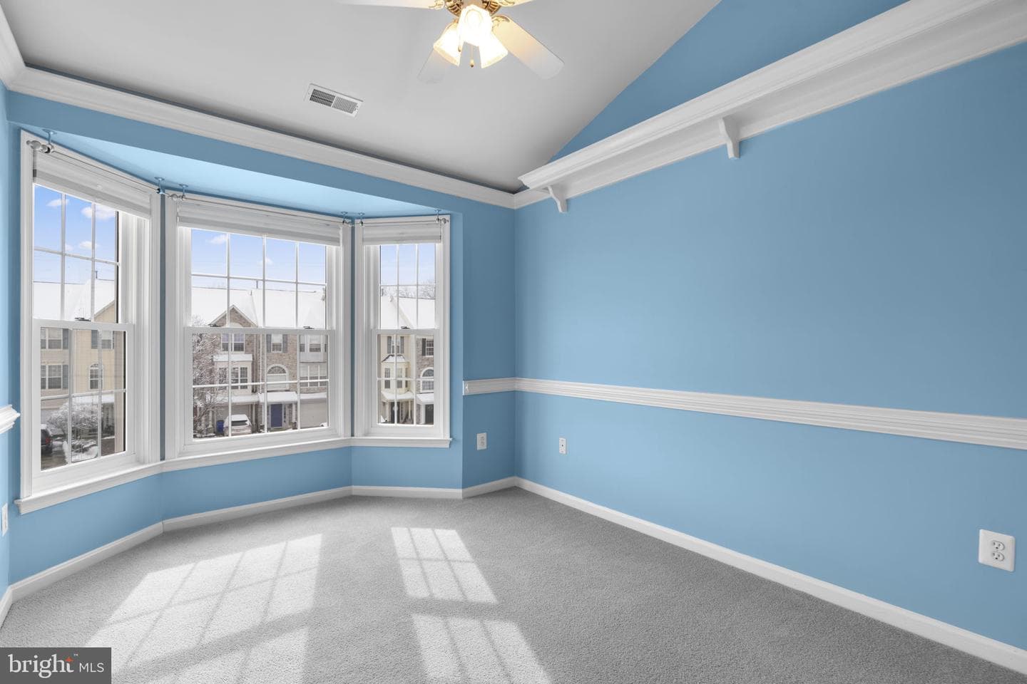 5741 Goldfinch Court photo 31