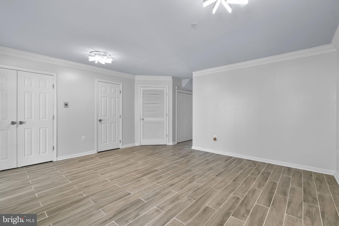 5741 Goldfinch Court photo 37