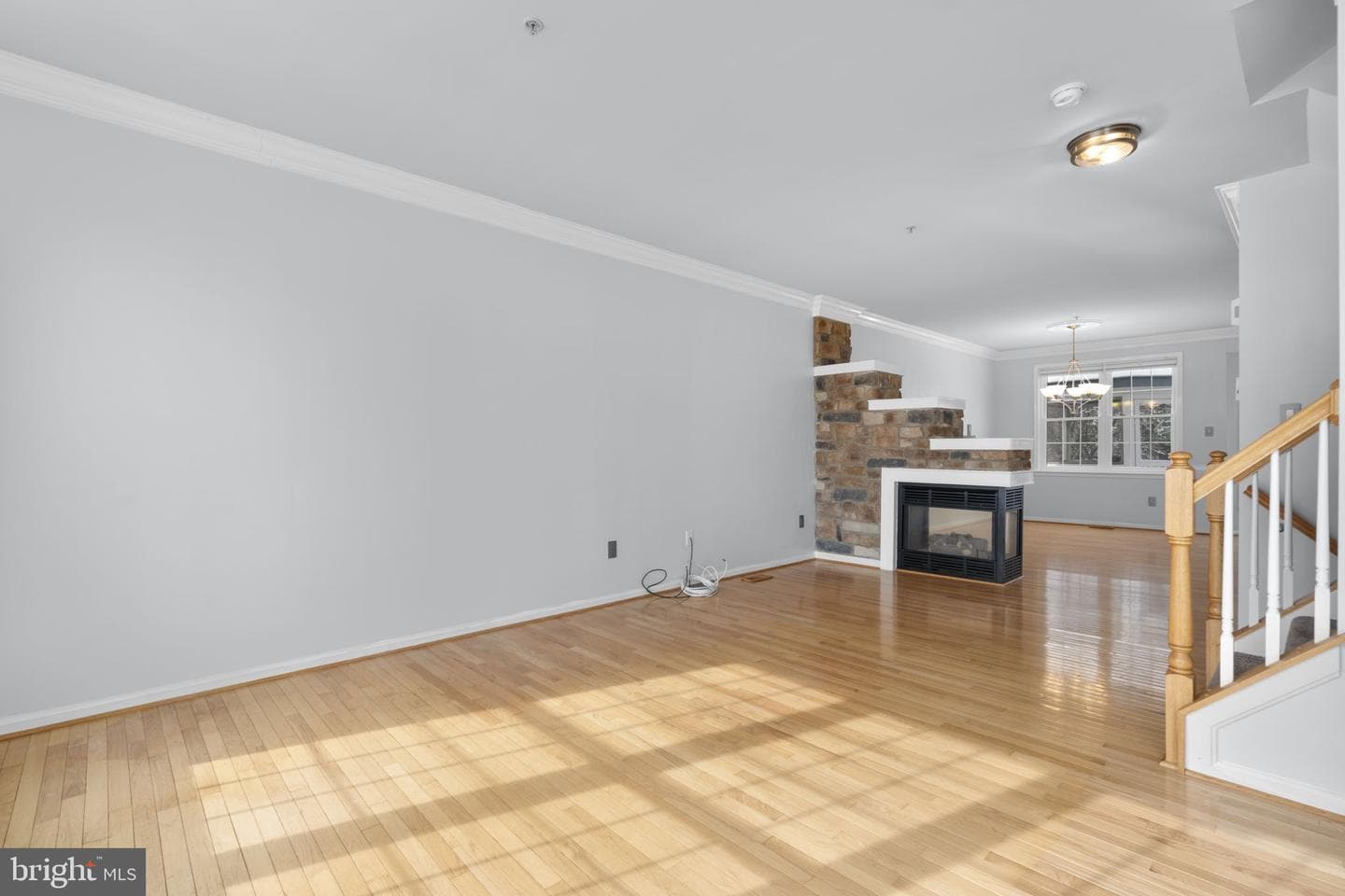 5741 Goldfinch Court photo 8