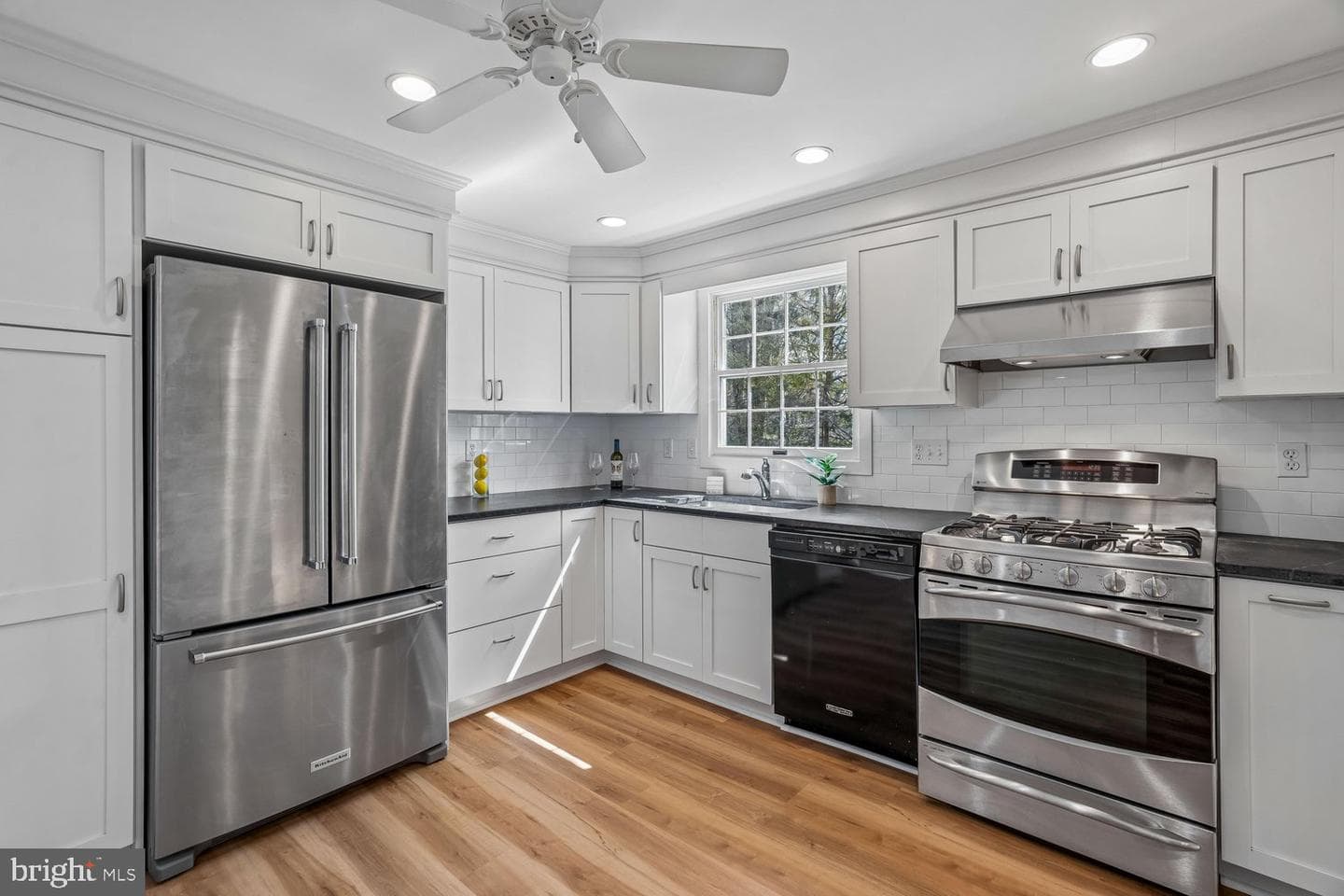 5209 Windmill Lane photo 14