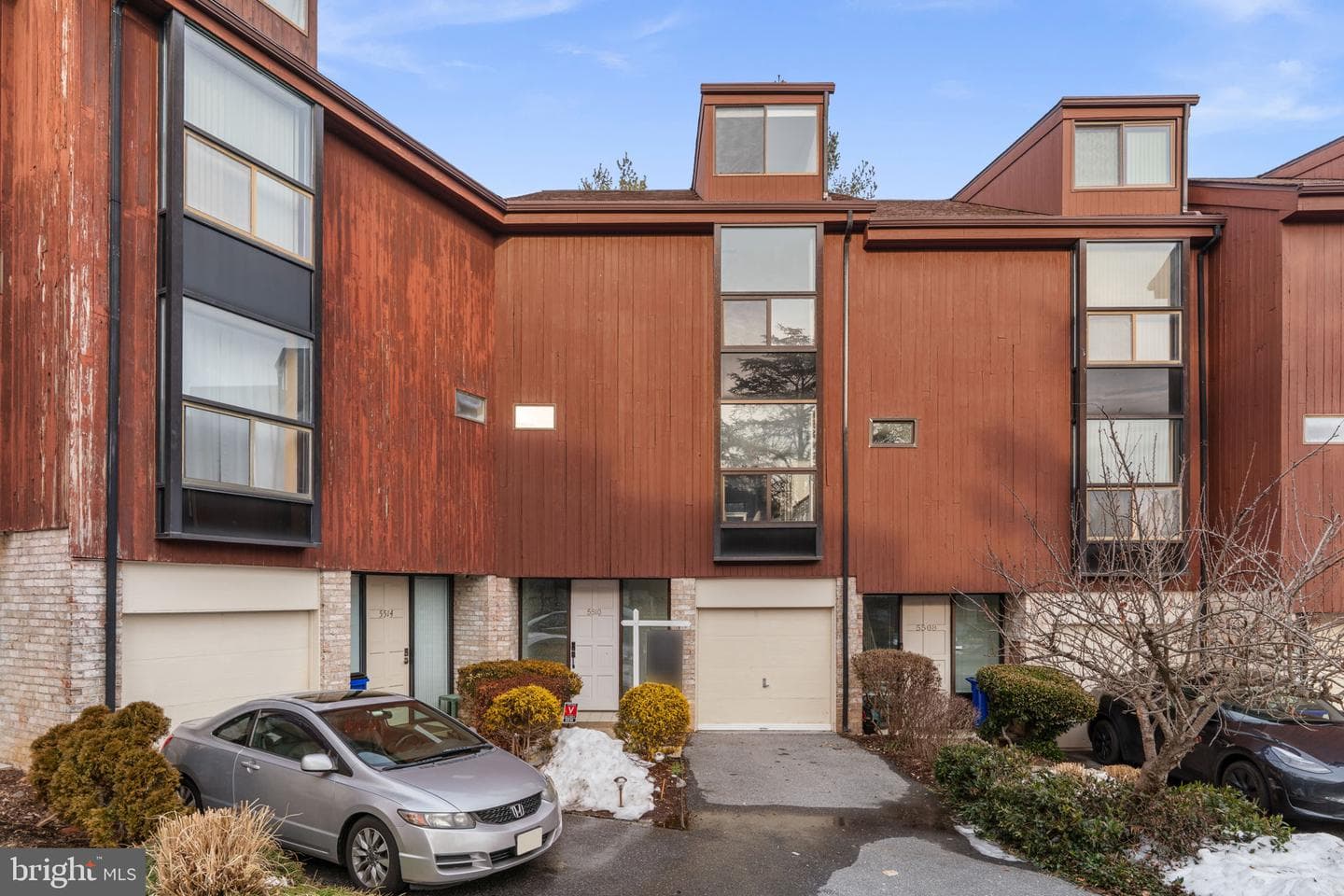 5510 Vantage Point Road photo 1