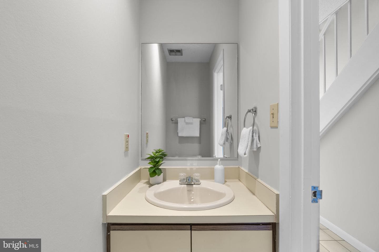 5510 Vantage Point Road photo 17