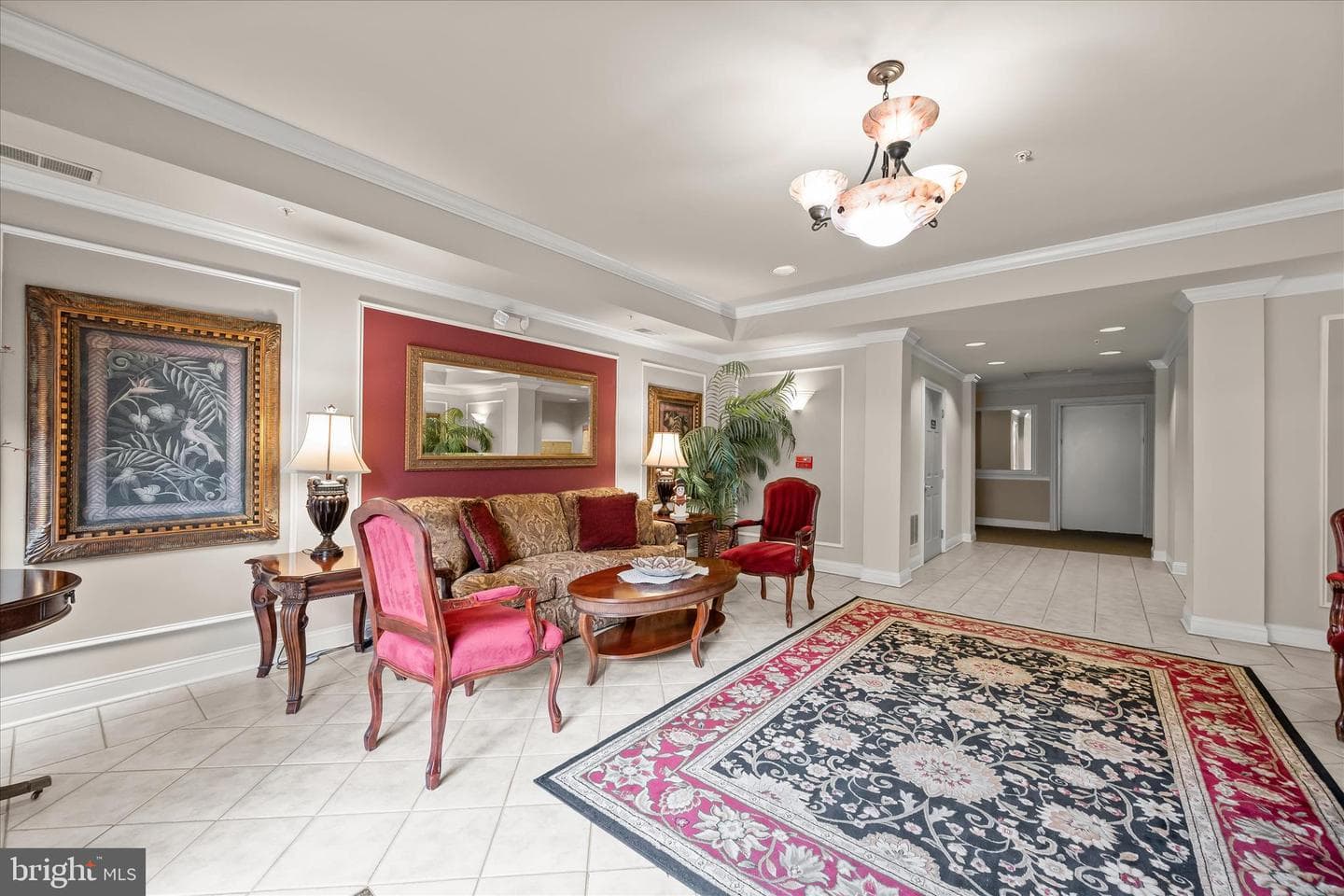 2510 Kensington Garden #301 photo 2