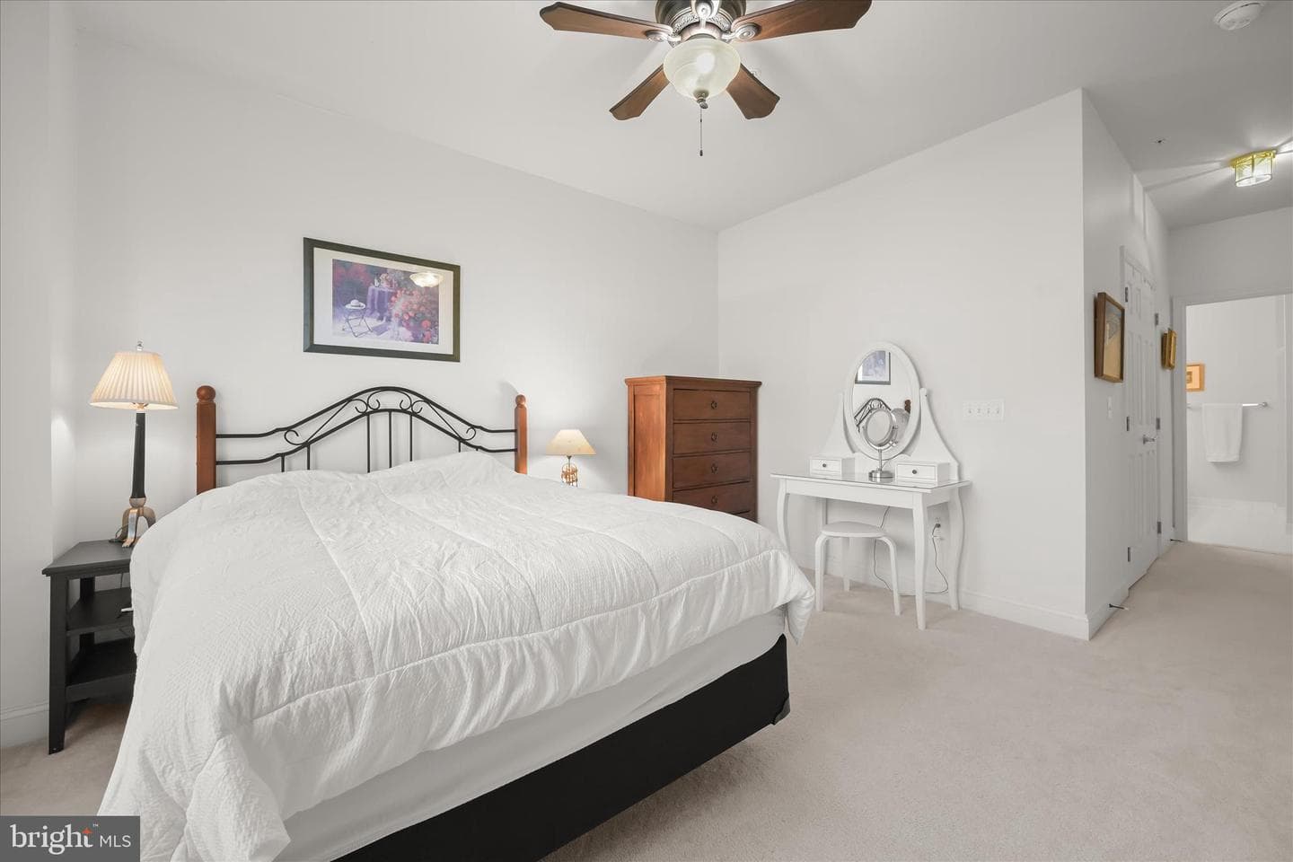 2510 Kensington Garden #301 photo 20