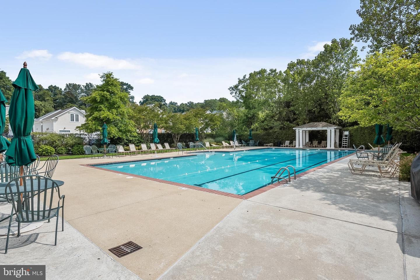 2510 Kensington Garden #301 photo 34