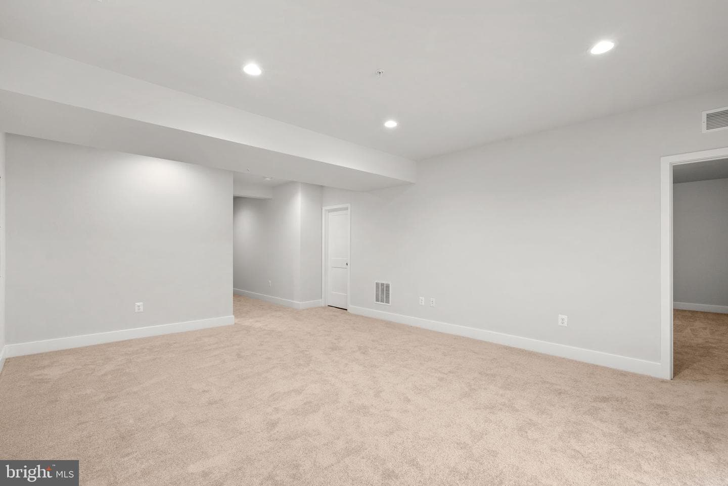 9425 Fairview Avenue photo 45