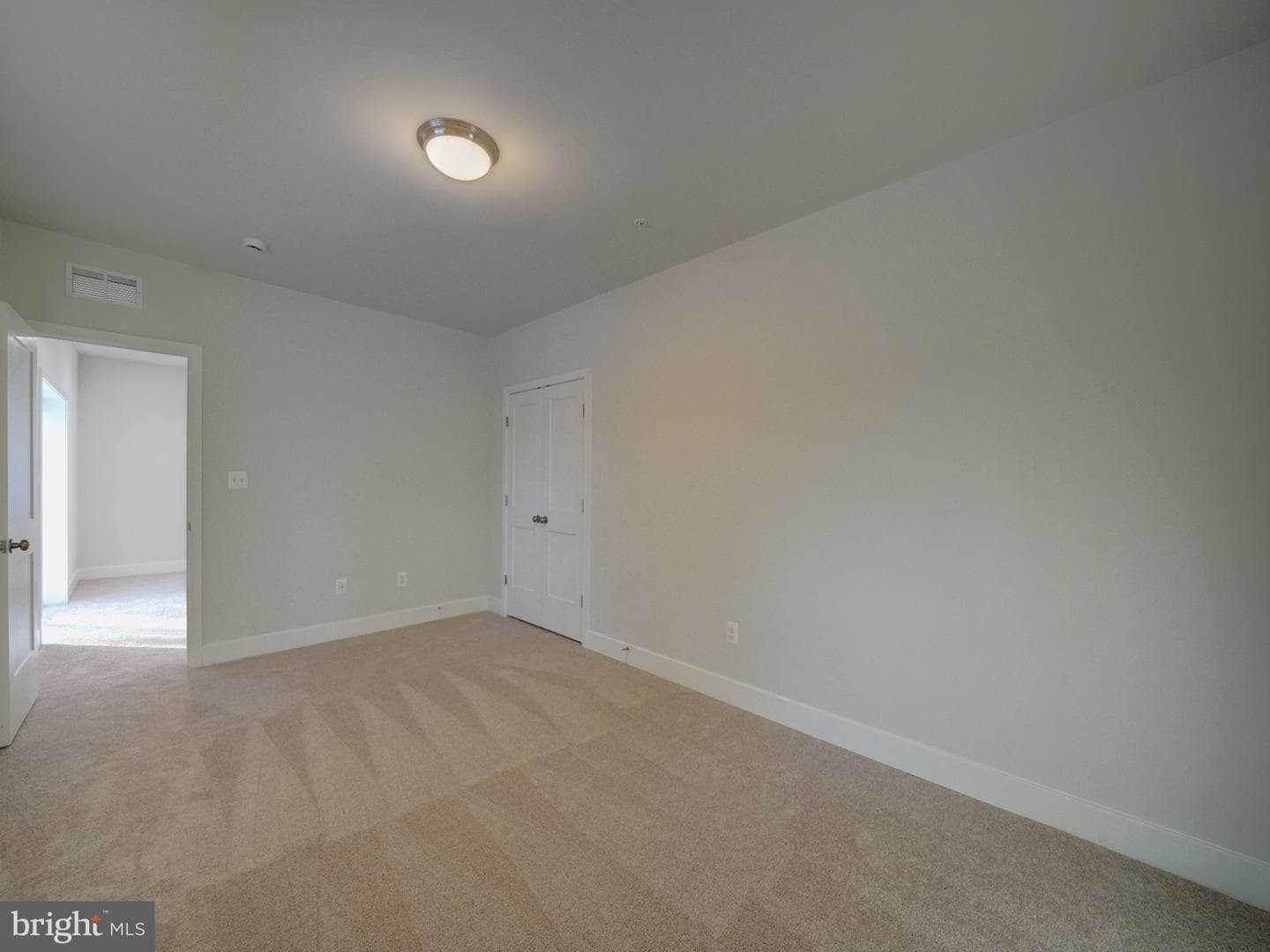 9425 Fairview Avenue photo 93