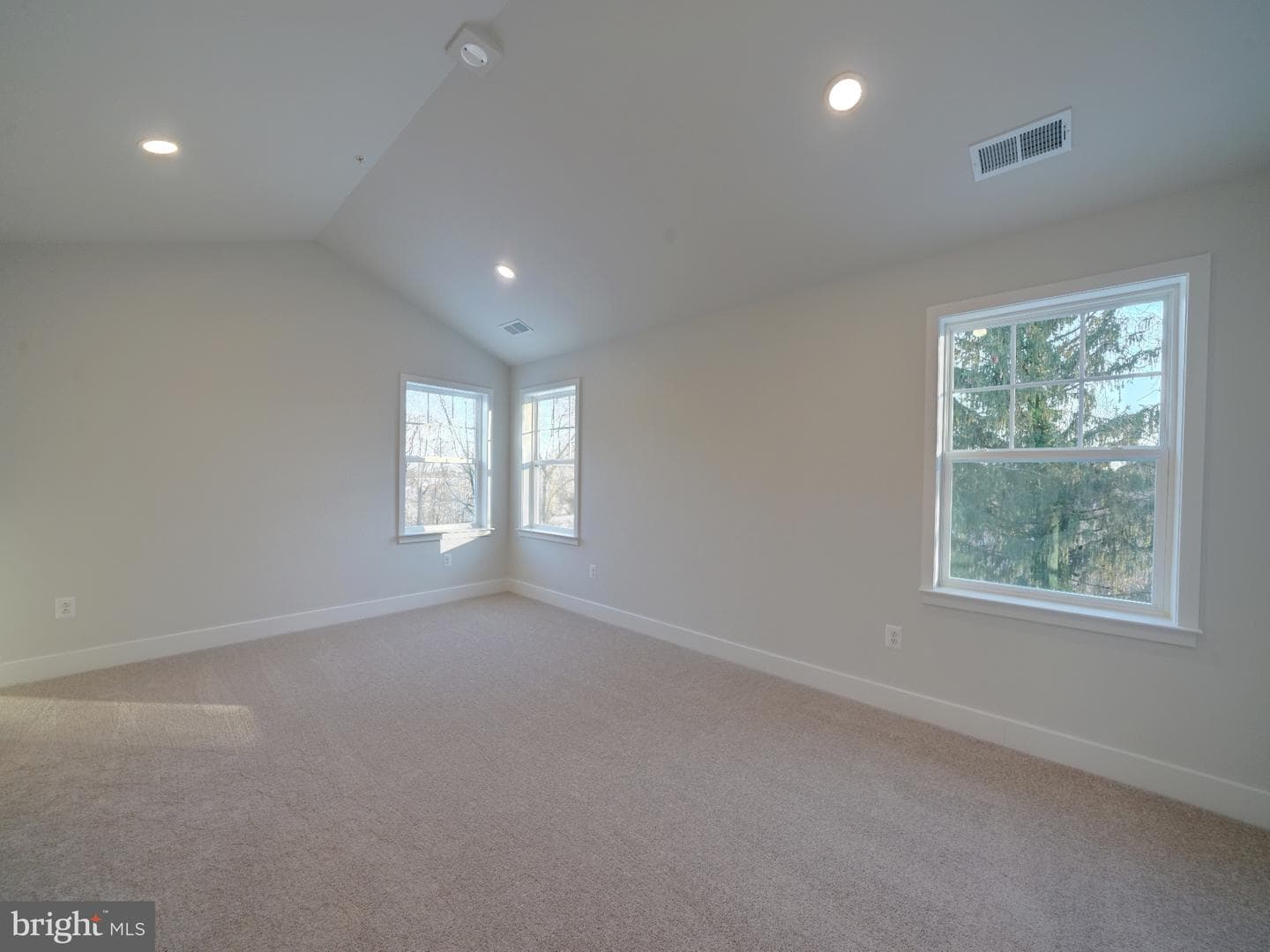 9425 Fairview Avenue photo 95
