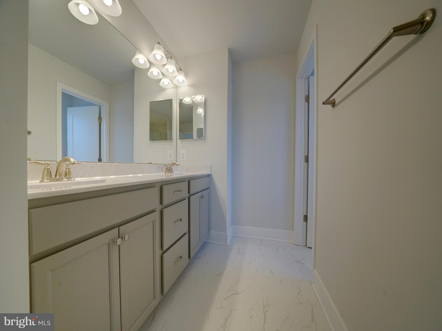 9425 Fairview Avenue photo 99