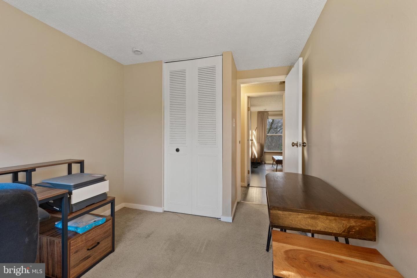6680 Buttonhole Court photo 16