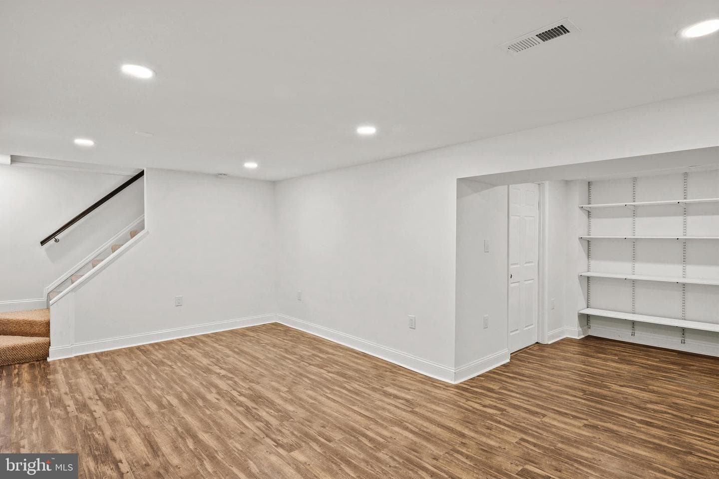 8416 Braddock Way photo 31