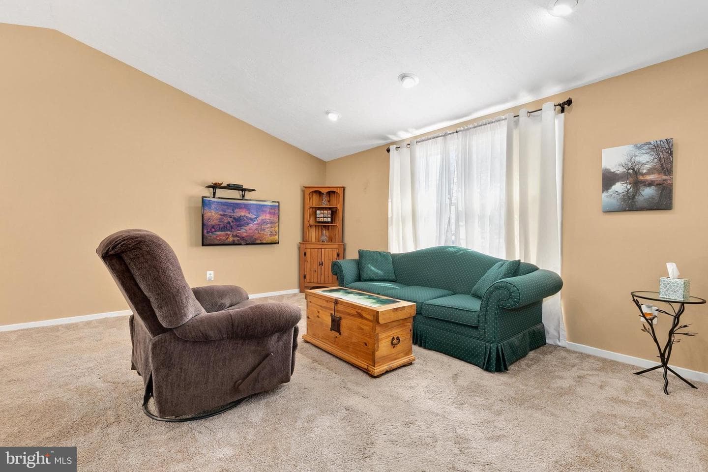 9348 Windbell Way photo 5