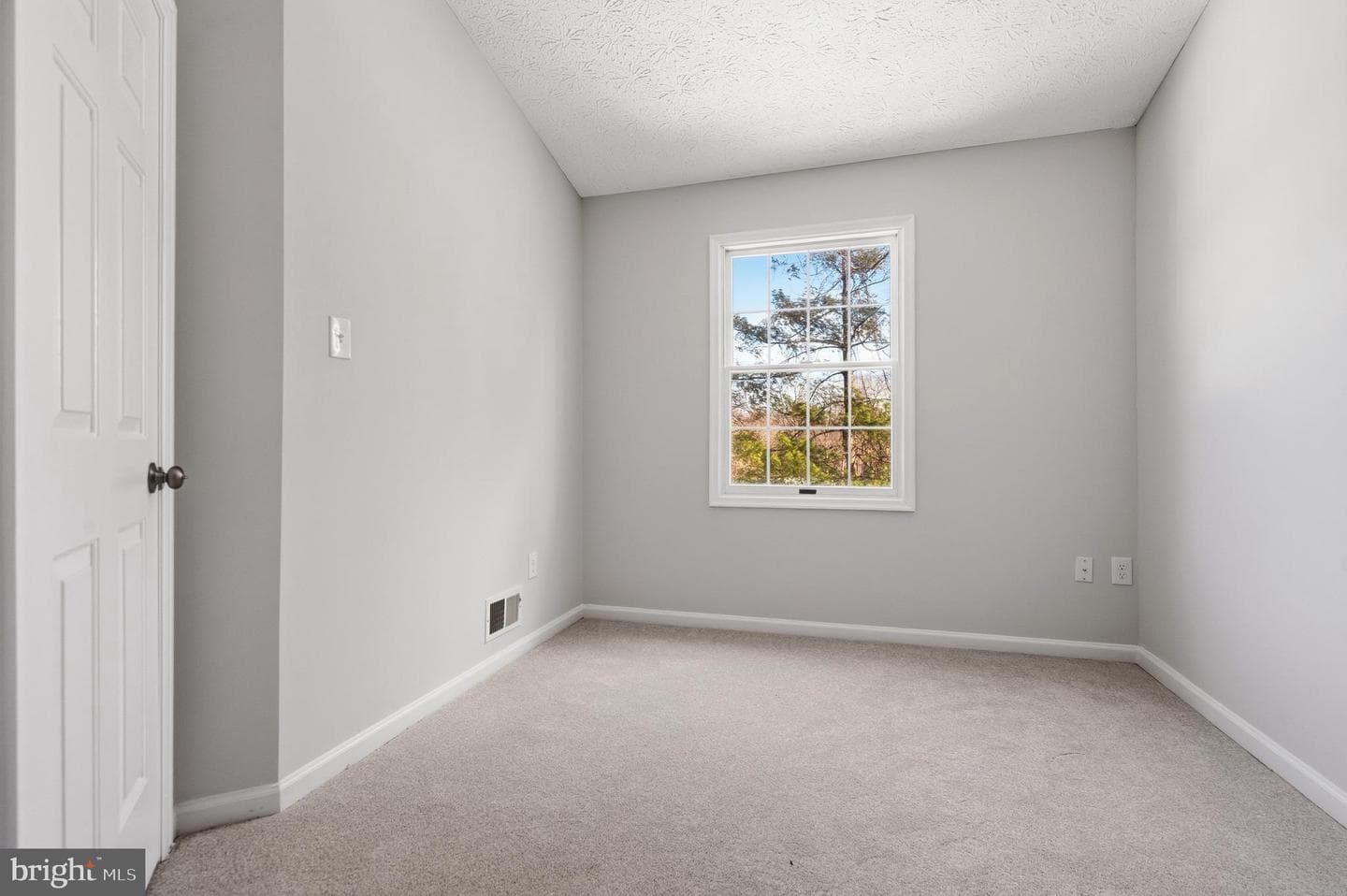 7029 Copperwood Way photo 27