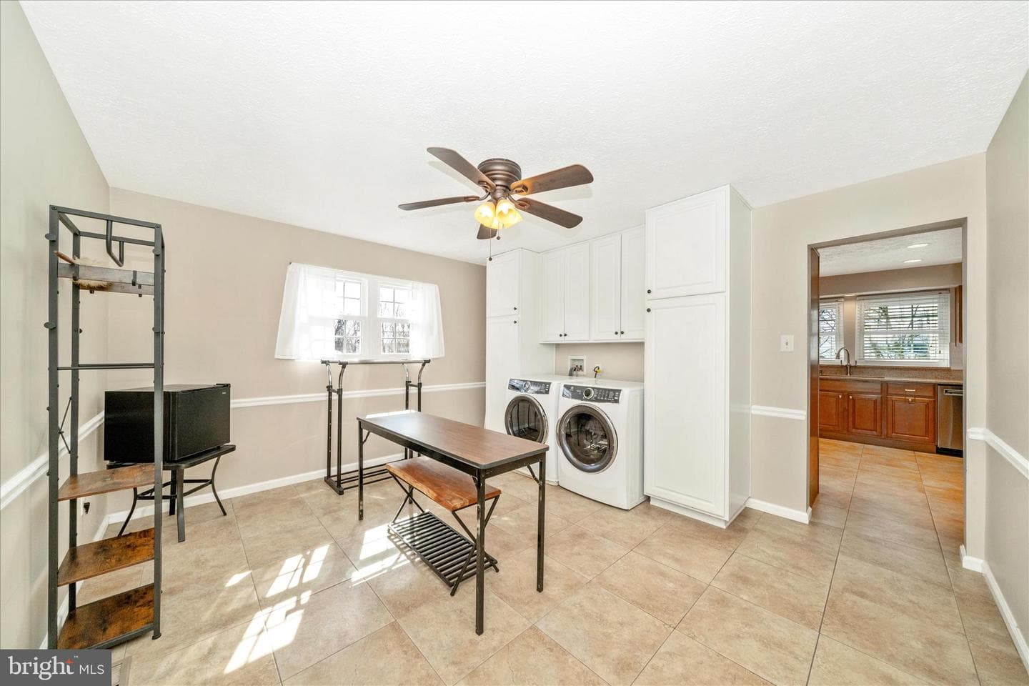 5623 Roundtree Lane photo 20