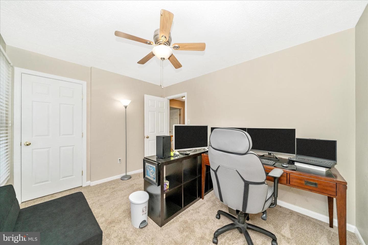 5623 Roundtree Lane photo 31