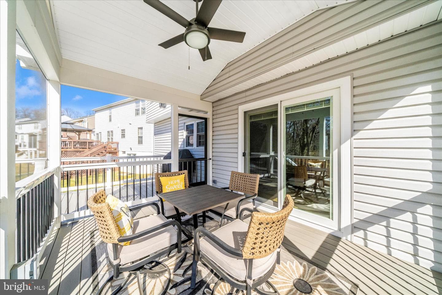 5623 Roundtree Lane photo 46