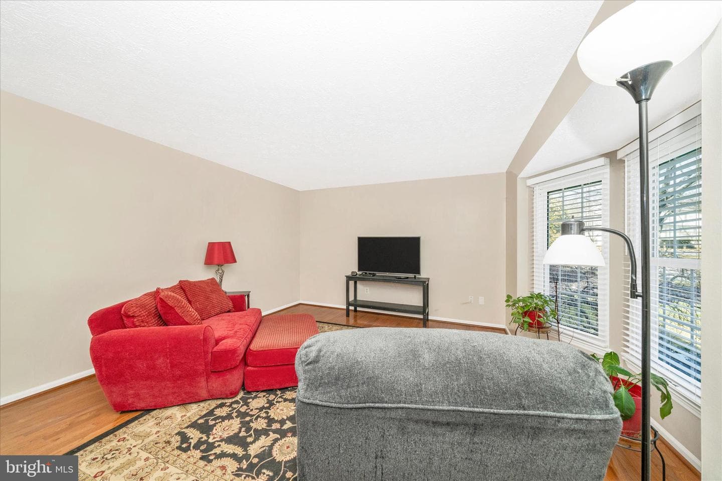 5623 Roundtree Lane photo 6