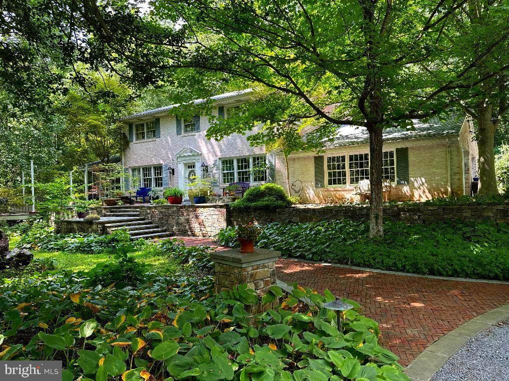 7244 Mink Hollow Road