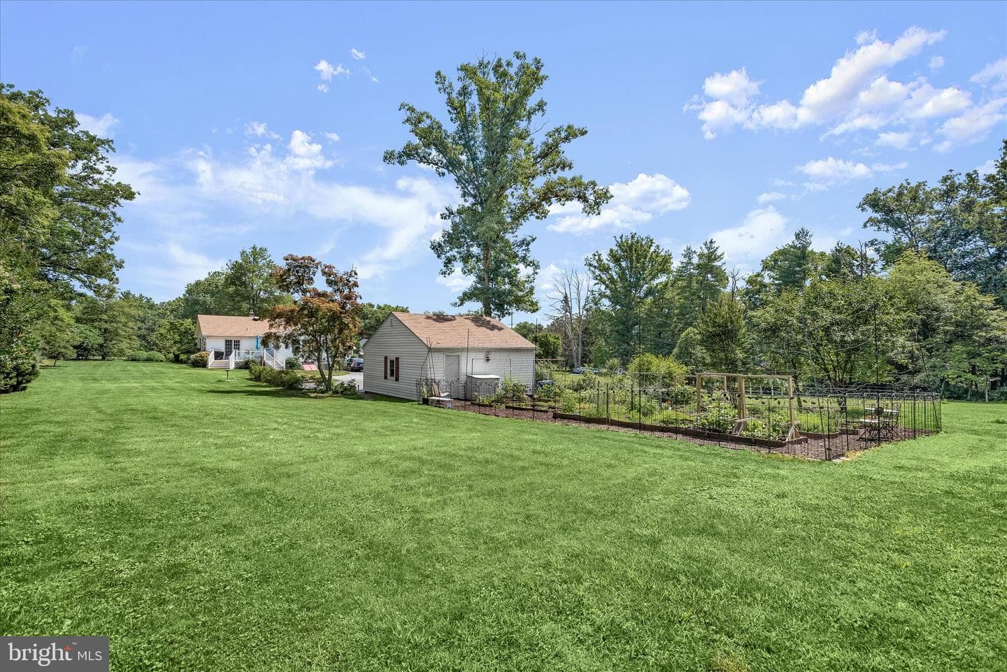12351 Scaggsville Road photo 2