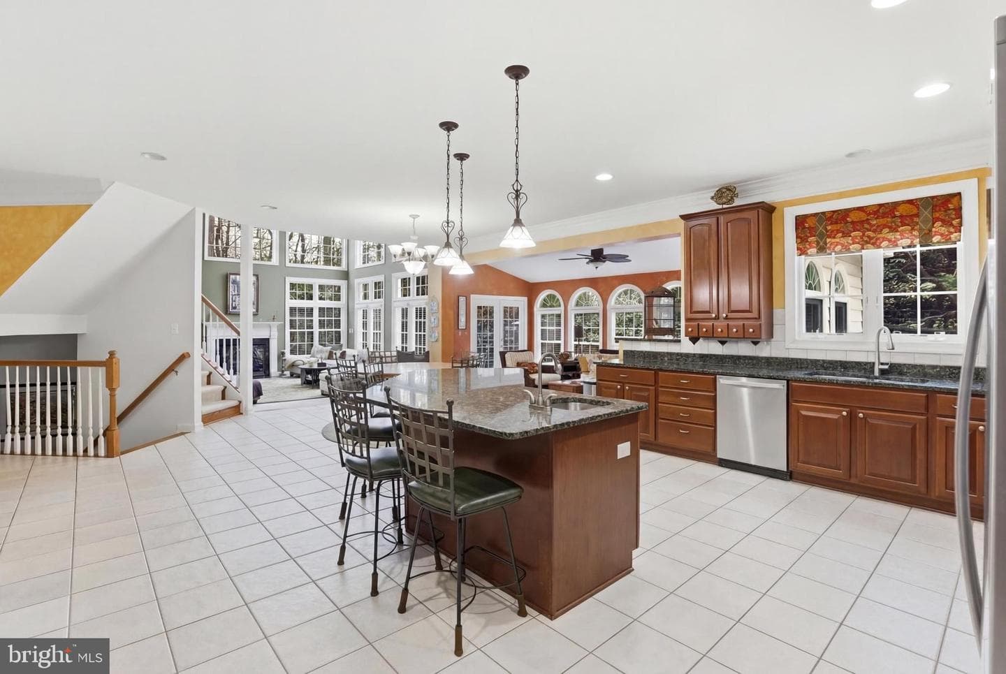 16817 Colton Court photo 9