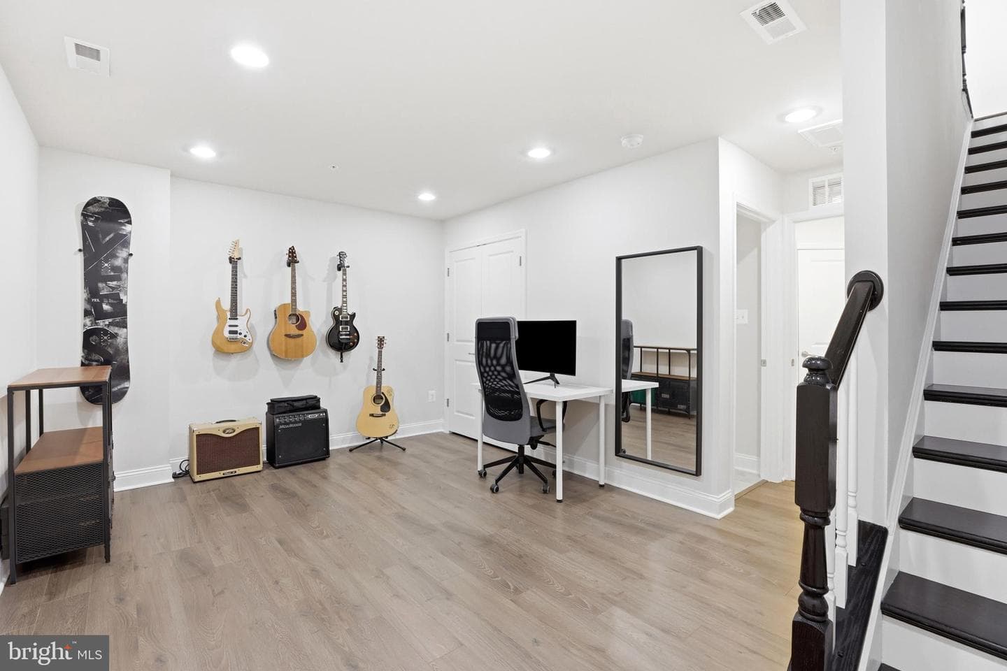 7140 Banbury Drive photo 36