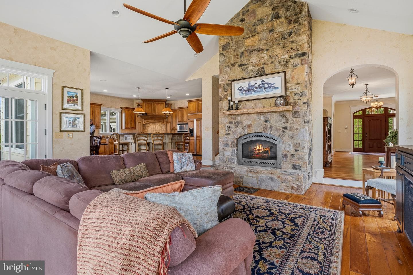 6821 Koandah Gardens photo 9