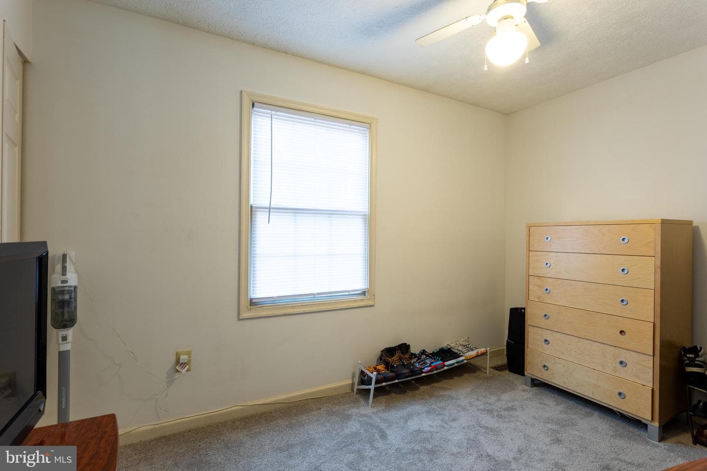 9525 Queens Guard Court photo 20
