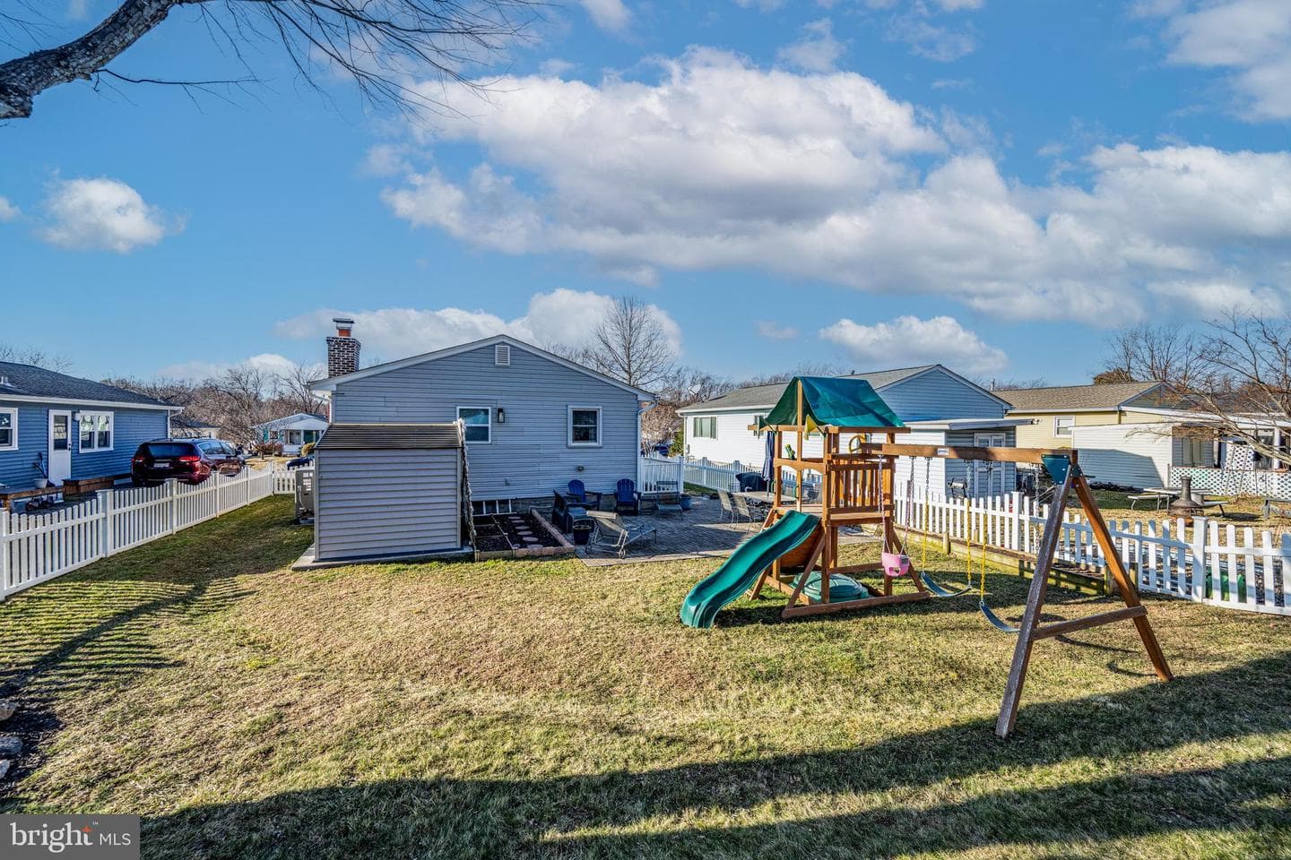 6037 Claire Drive photo 10
