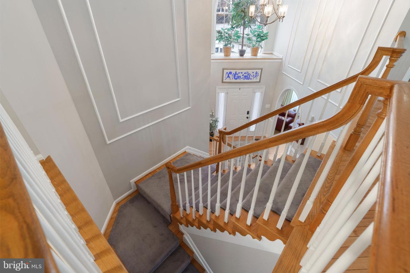 4690 Shelley photo 26