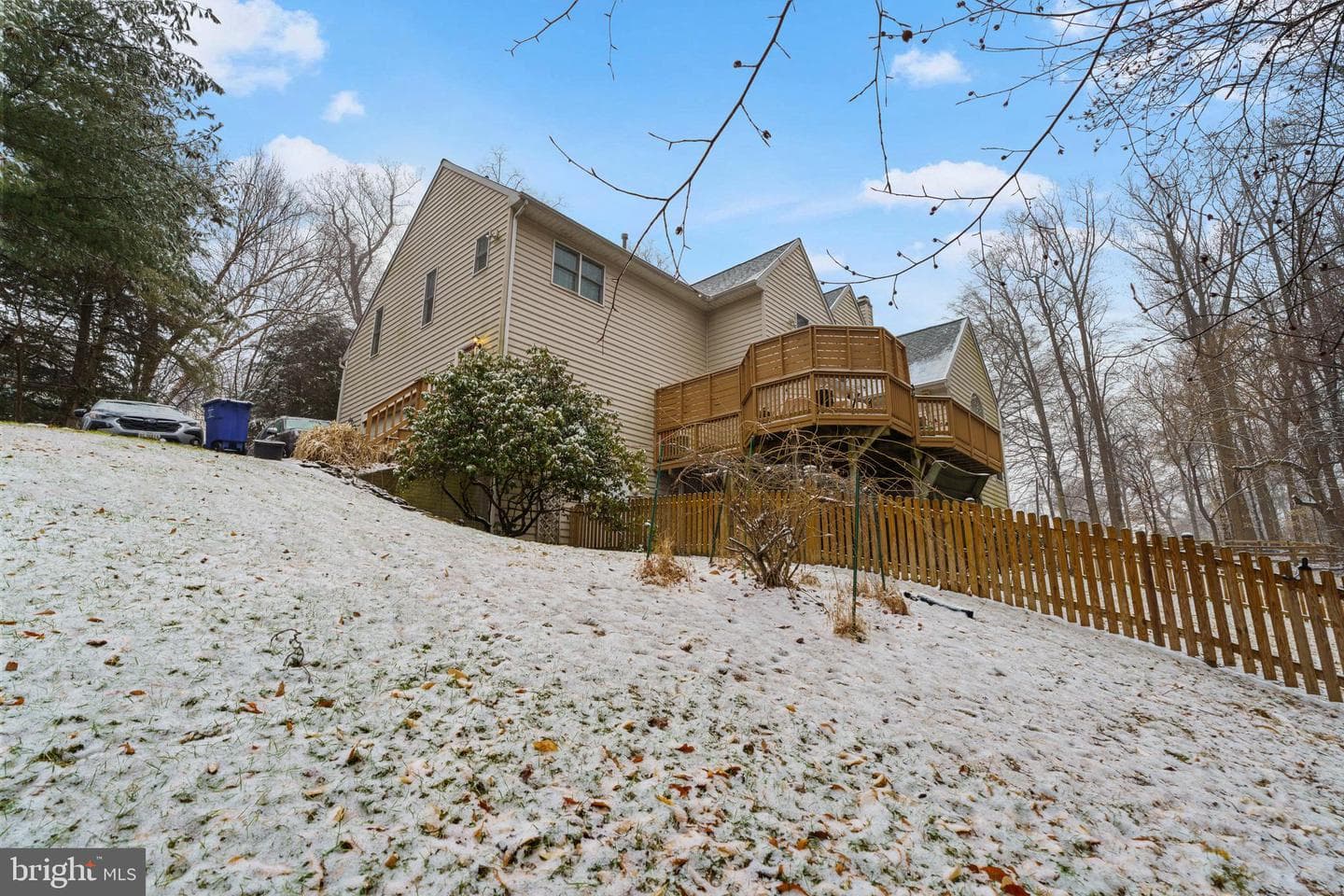 4690 Shelley photo 53