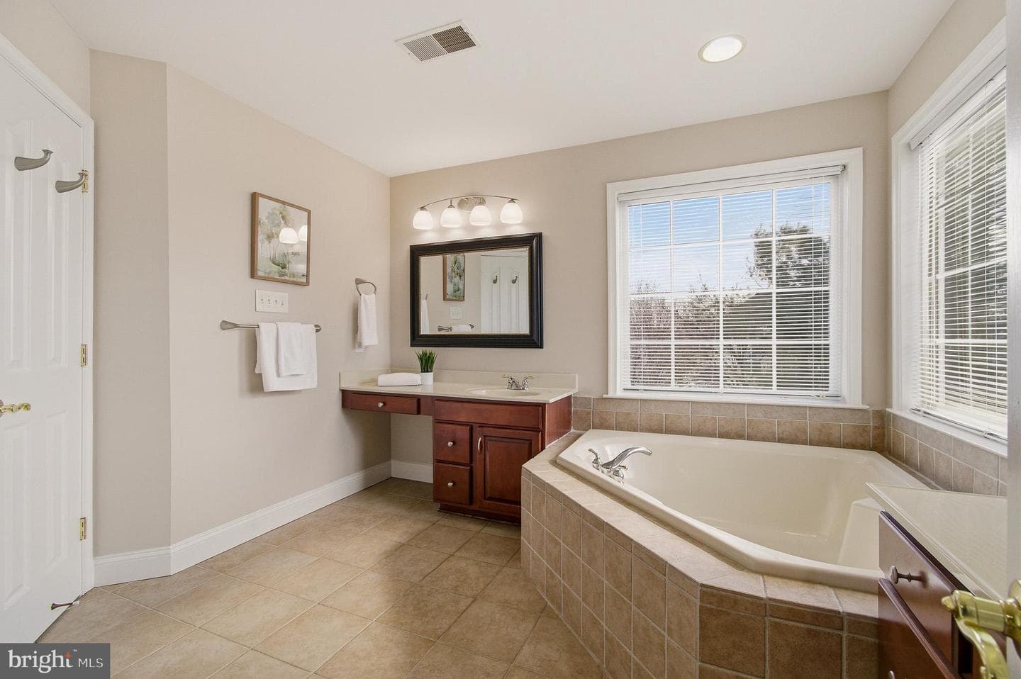 2182 Oak Forest Drive photo 46