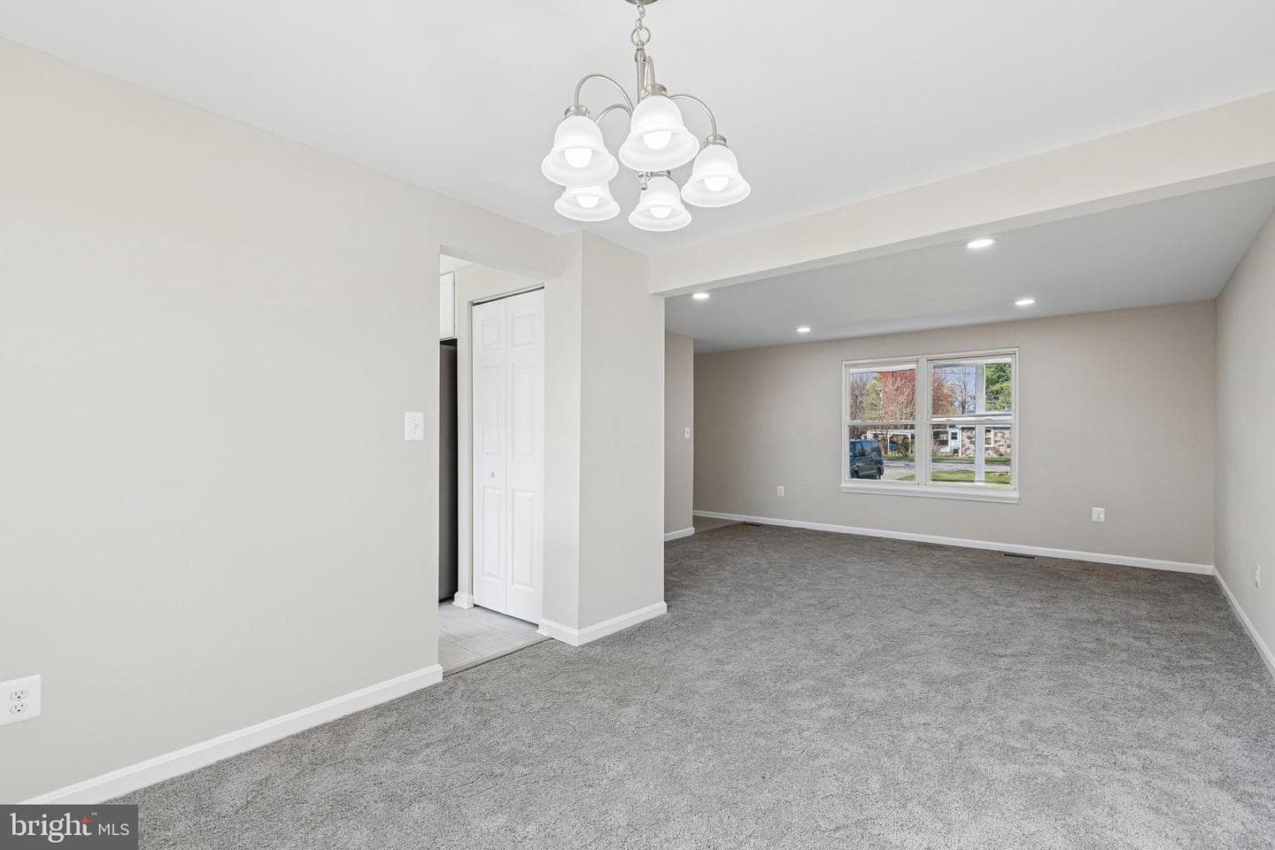 7451 Oakland Mills Road photo 25