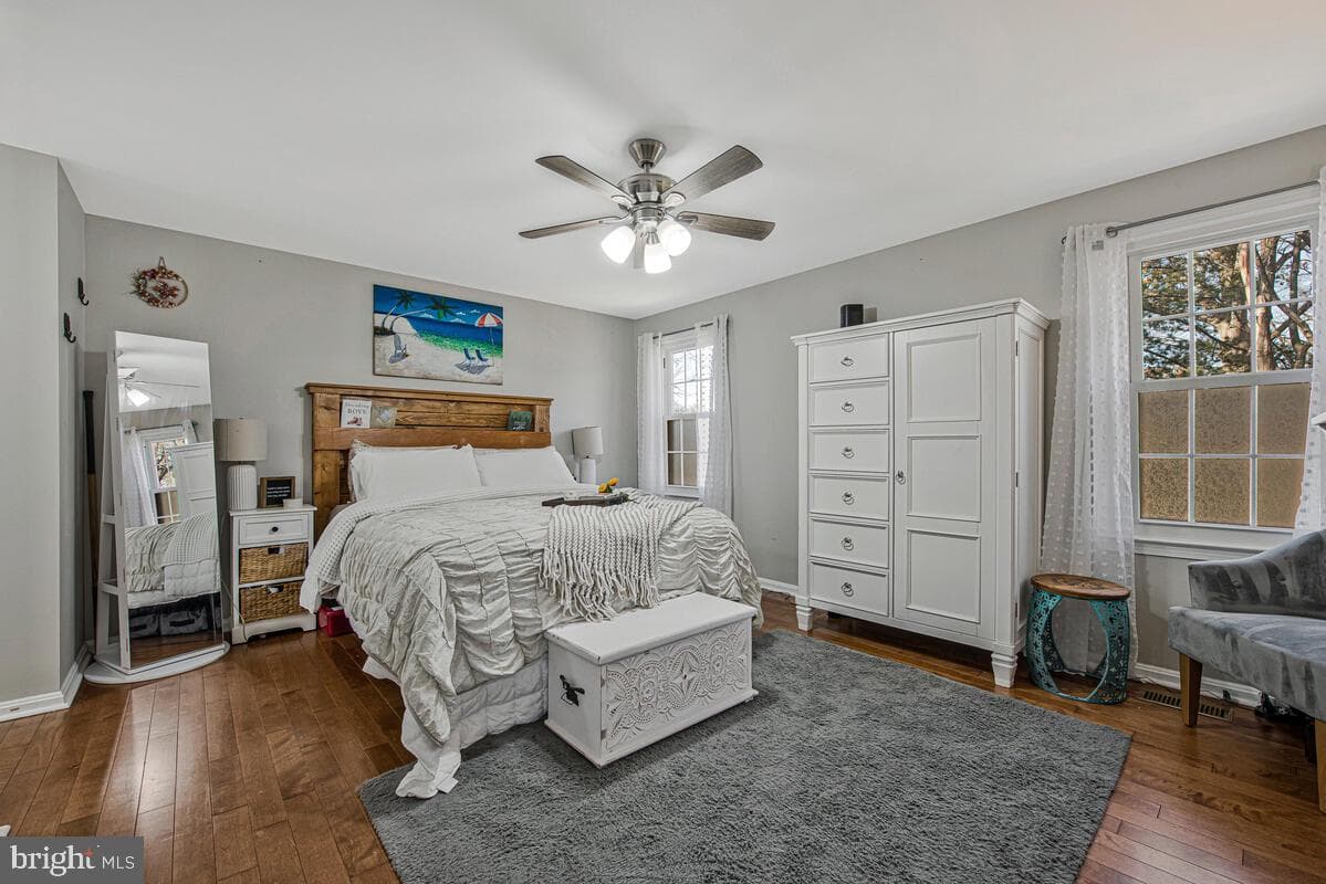 10204 Shaker Drive photo 30