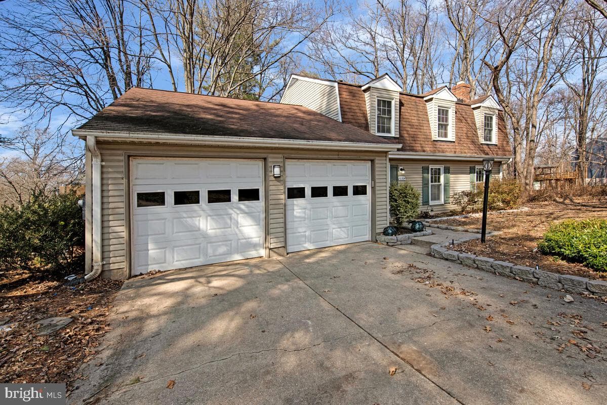 10204 Shaker Drive photo 40