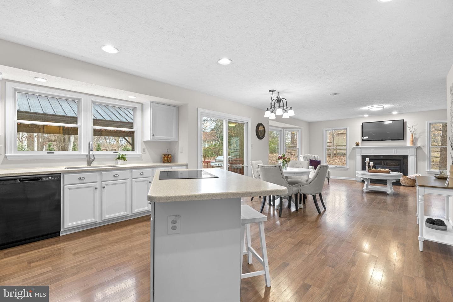 6241 Martin Road photo 12