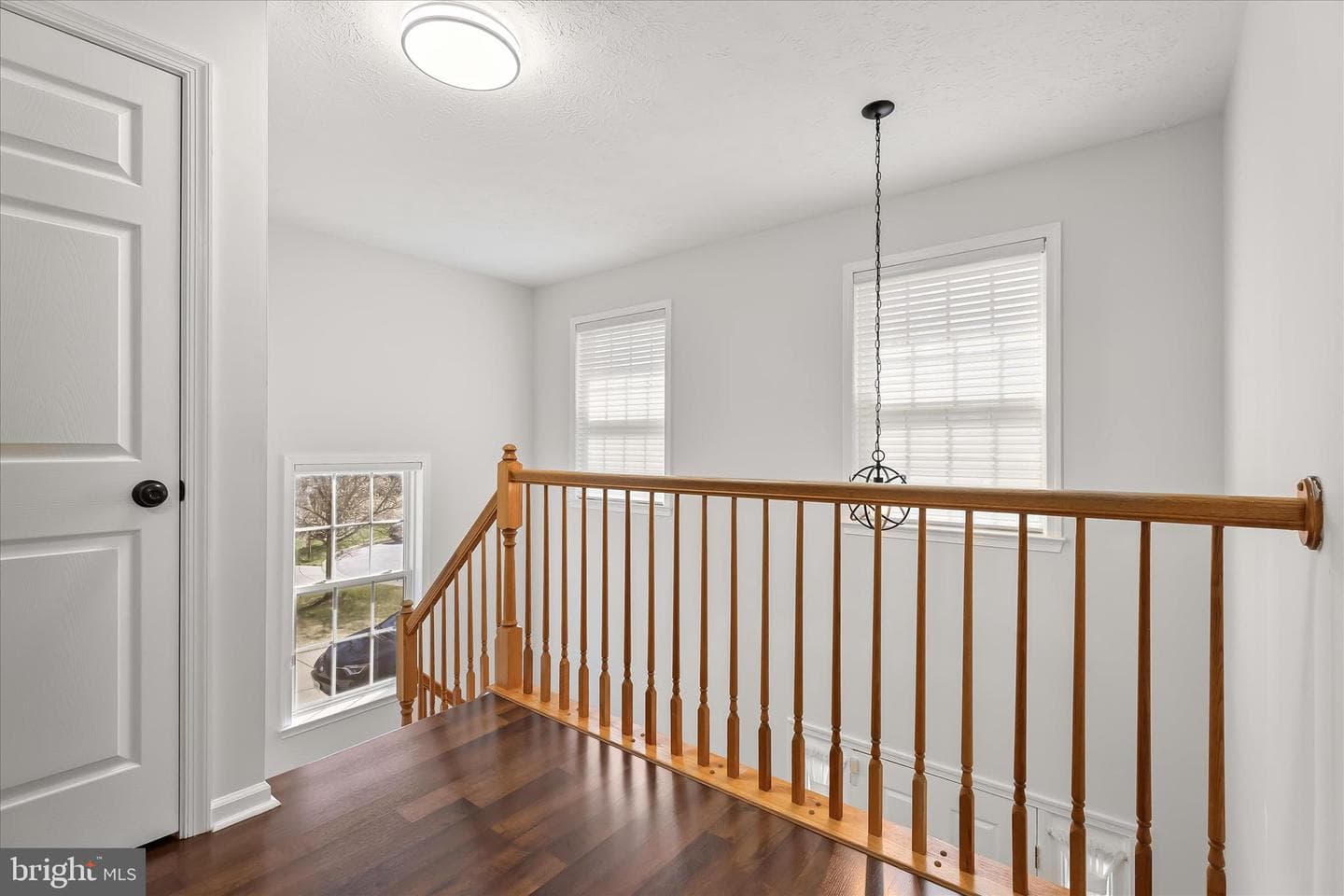 8005 Roland Court photo 32