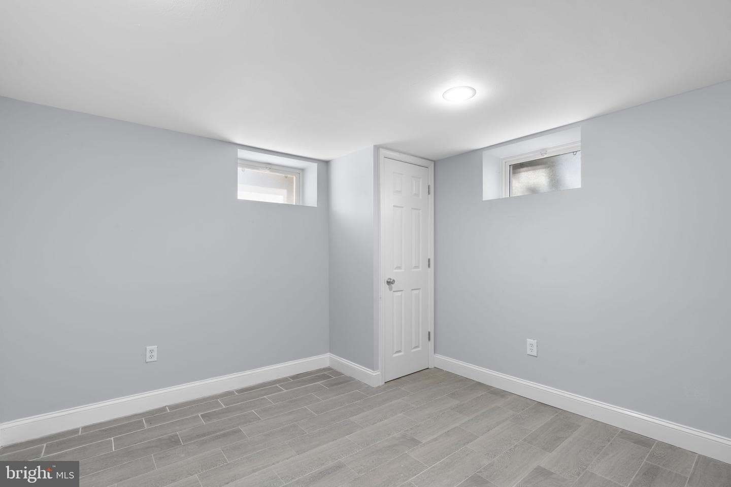 8721 Susini Drive photo 23